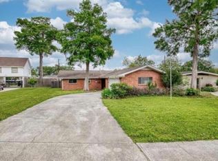 27 Marie Dr, Gretna, LA 70053