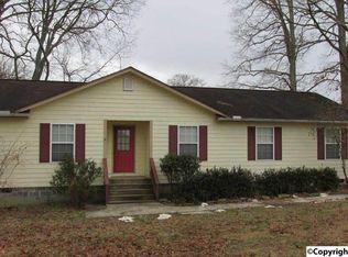 1950 Sardis Dr, Boaz, AL 35956
