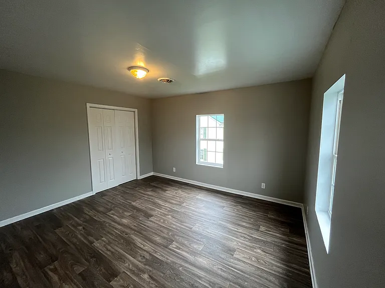 1327 Princeton Ave #2 — Photo 10