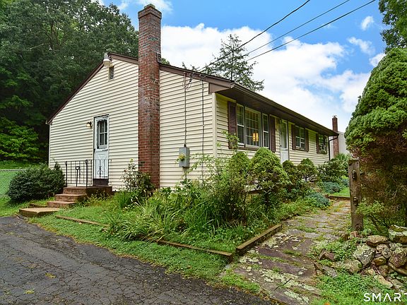4th image of 150 Baxter Street