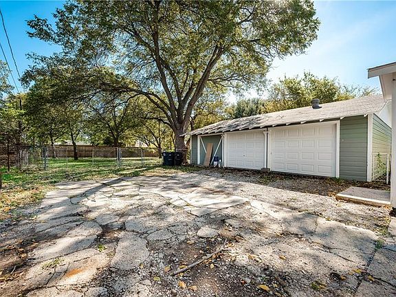 4th image of 3513 Ramona Dr