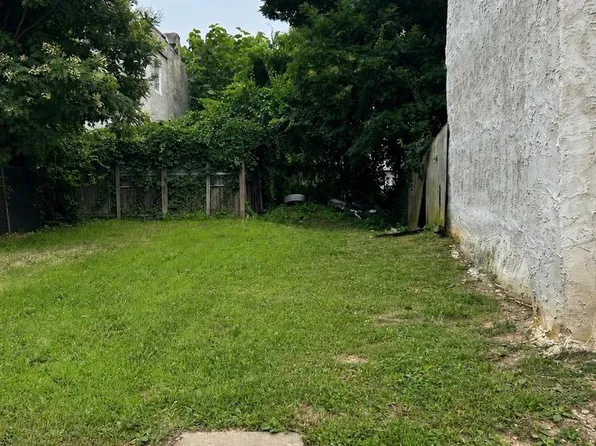 2413 N Park Ave, Philadelphia, PA 19132