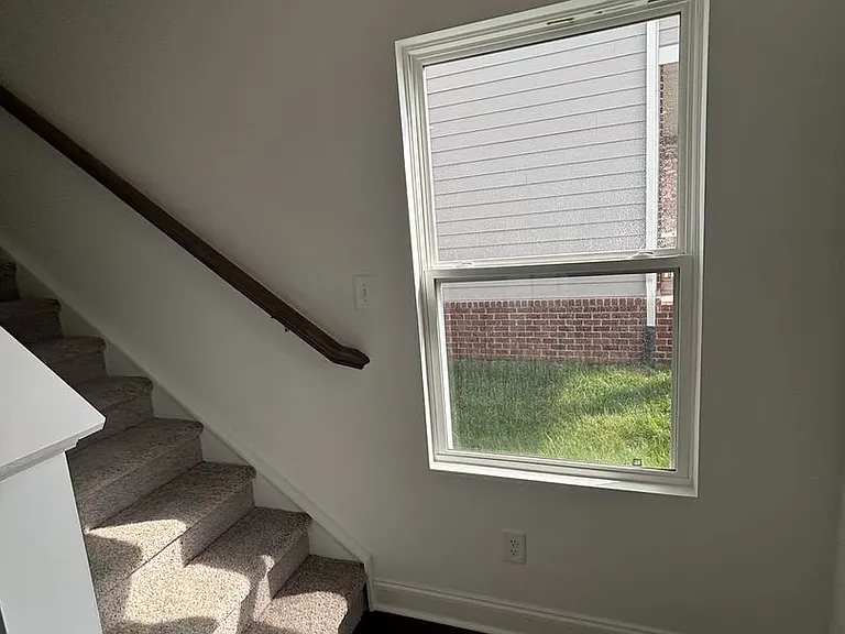 977 Nance Ln — Photo 28