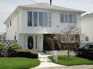 16315 87th St, Howard Beach, NY 11414