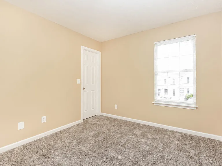 8034 Logan Dr — Photo 15