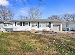 105 Ruth Dr, Florissant, MO 63031