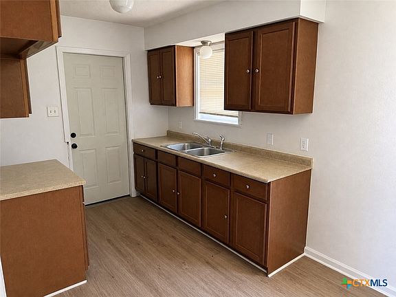 4th image of 3602 Cypress St