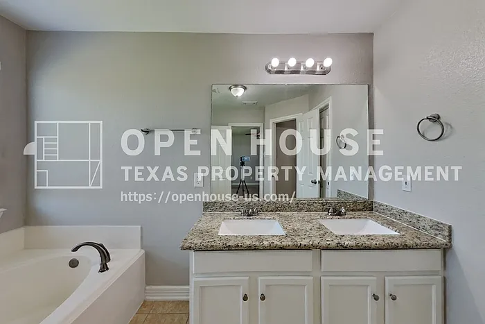 8803 Butterstone Ridge Ln — Photo 23