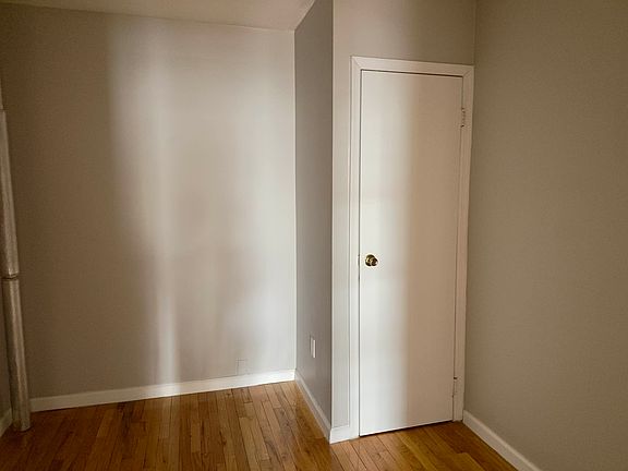 3rd image of 235 E 111th St APT 8