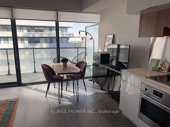 2nd image of 185 Roehampton Ave #3002