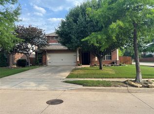 600 Catalpa Rd, Fort Worth, TX 76131