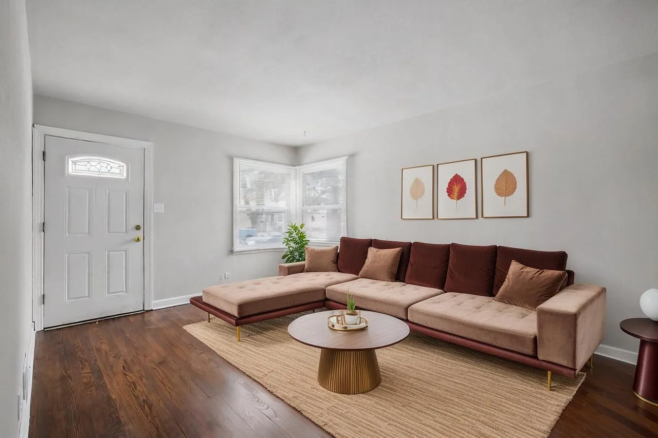 4979 North 53rd STREET photo 1