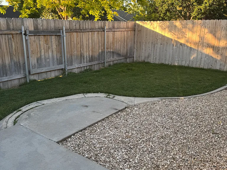 13332 W Broadleaf Ct — Photo 15