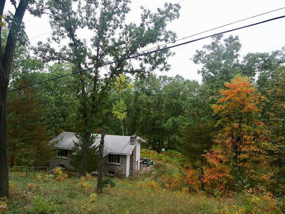 2nd image of 8945 Vergennes St SE