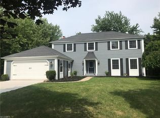 1743 Taylors Mill Turn, Westlake, OH 44145