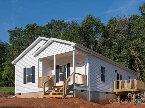 153 Shadowgate Dr, Forest City, NC 28043