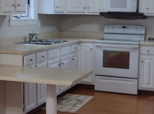 4023 Gill Ave, Hampstead, MD 21074