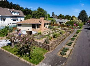 1325 SE 73rd Ave, Portland, OR 97215