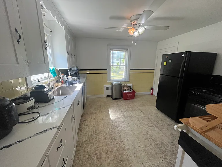 86 Burnham St #1 — Photo 8