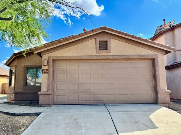 7192 S Oakbank Dr, Tucson, AZ 85757