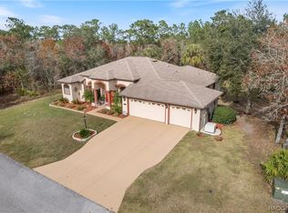 21 Poppy St, Homosassa, FL 34446