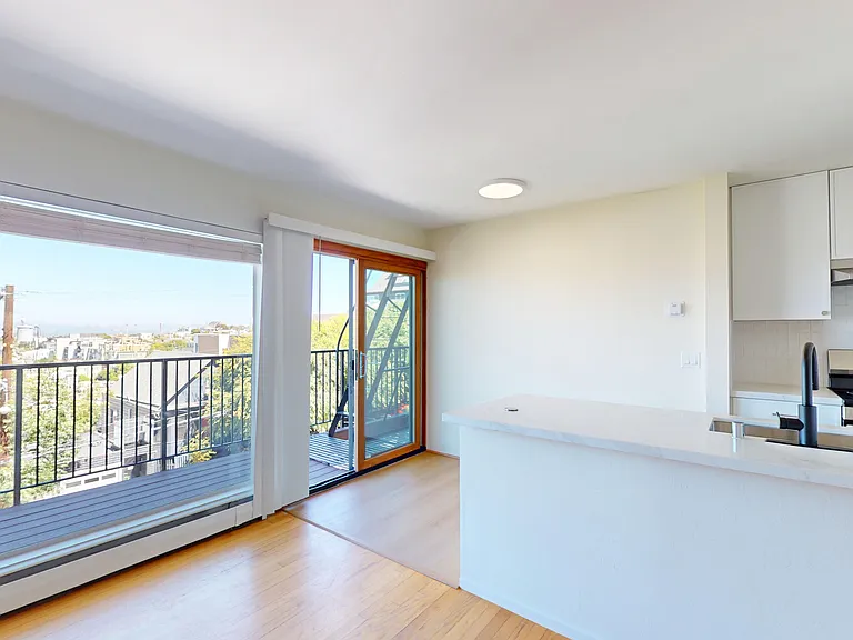 740 Rhode Island St #312 — Photo 10