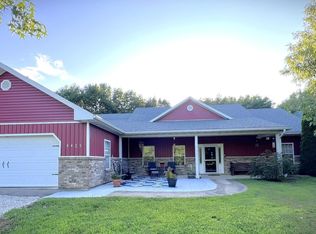 8425 Hillers Creek Dr, New Bloomfield, MO 65063