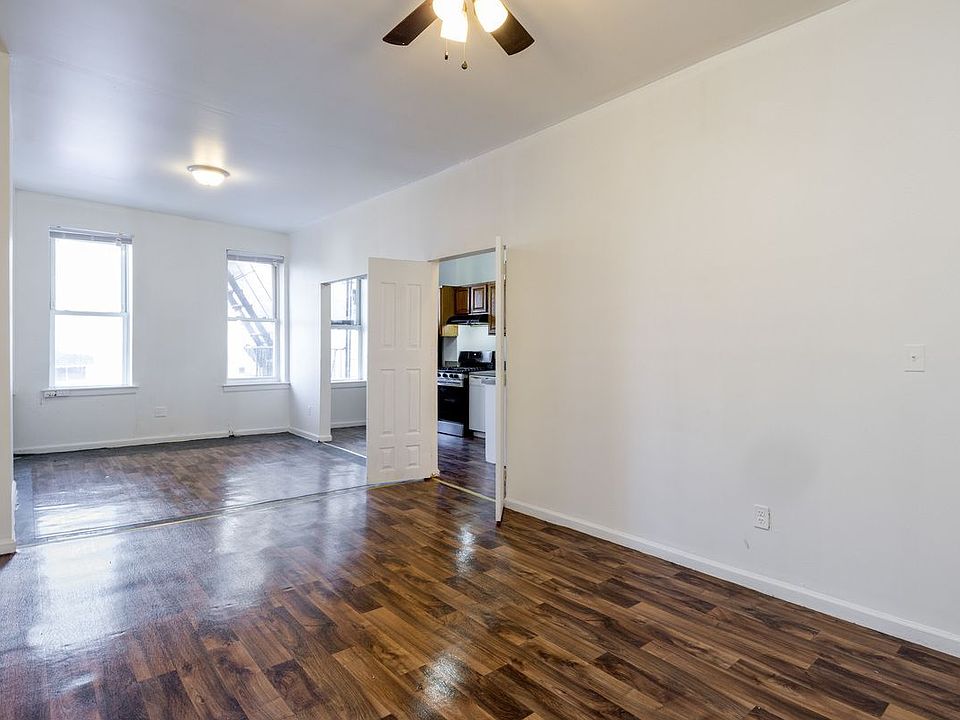 1st image of 8803 3rd Ave #1