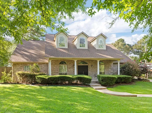 821 Shadowood Dr, Marshall, TX 75672