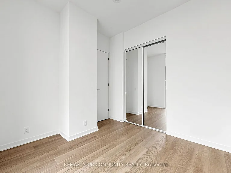 180 Front St E #Penthouse 05 — Photo 16