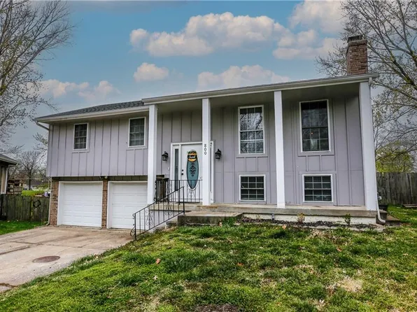 800 N King Ter, Harrisonville, MO 64701