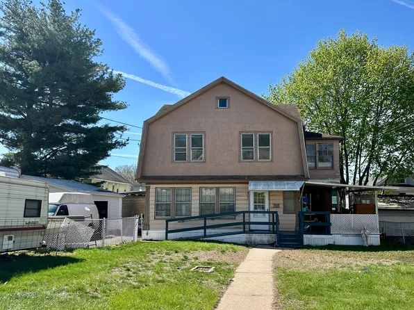 222 Lounsbury Street, Waterbury, CT 06706