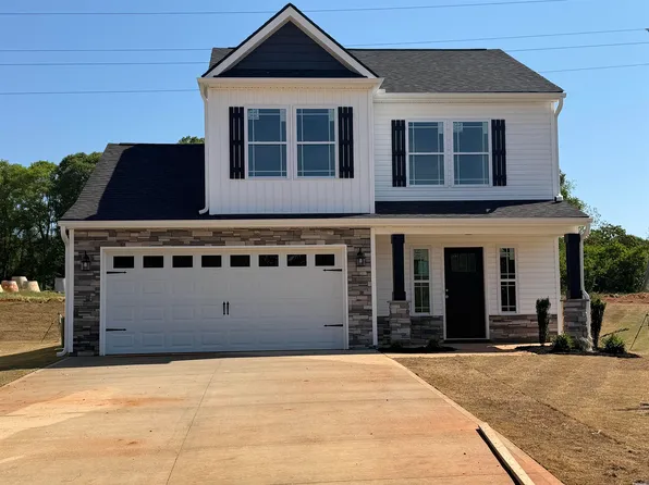 304 Bellrock Rd, Inman, SC 29349