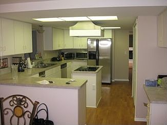 3rd image of 5741 Perrytown Dr