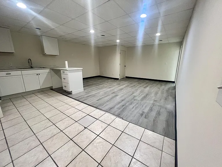 915 Main St #305 — Photo 2