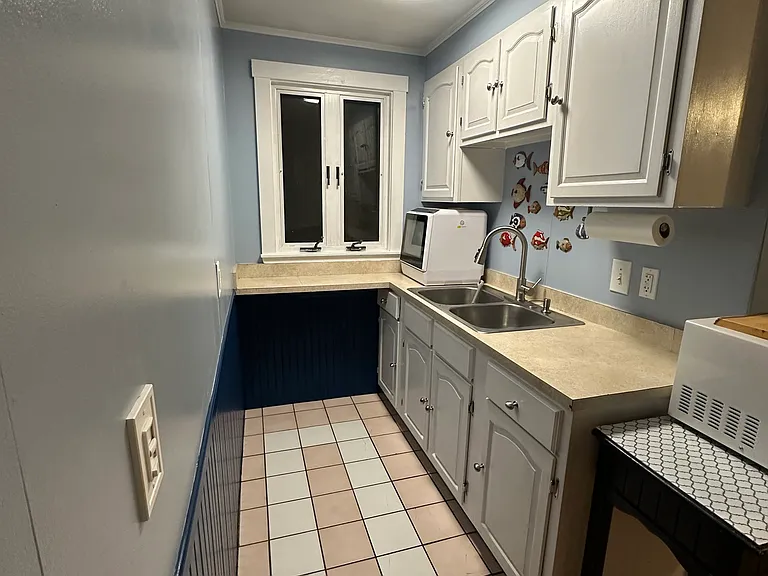 11 Prospect St #3 — Photo 12
