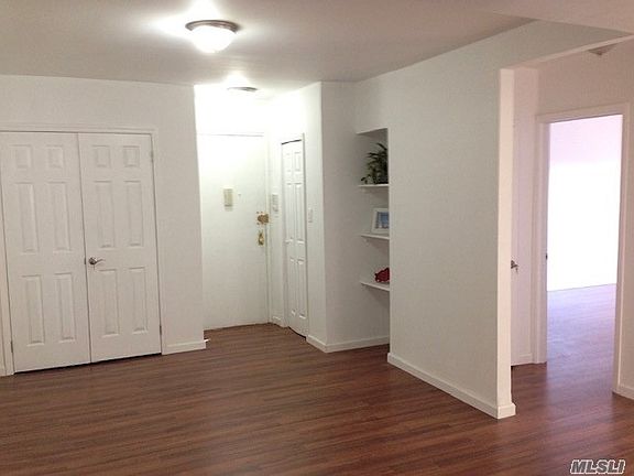 2nd image of 13235 Sanford Ave APT 5P