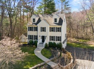 15 Lawrence Ct, Wilmington, MA 01887