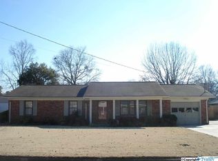 2201 Lasabre Ln SE, Decatur, AL 35601