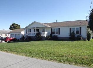 303 Tinney St, Summersville, WV 26651