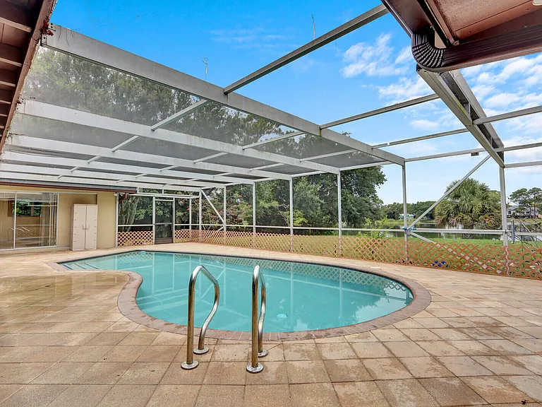 4529 Square Lake Dr — Photo 42