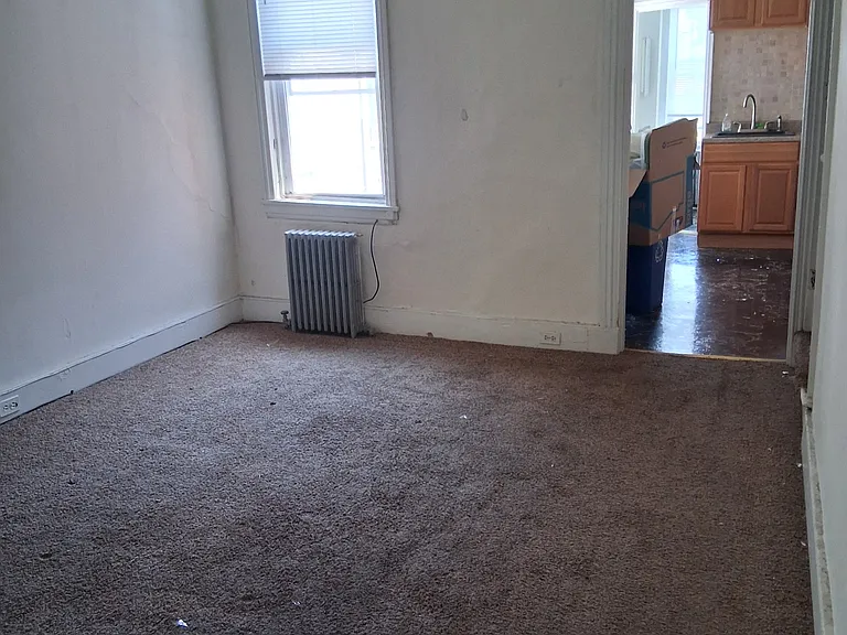 619 S 6th St #B — Photo 1