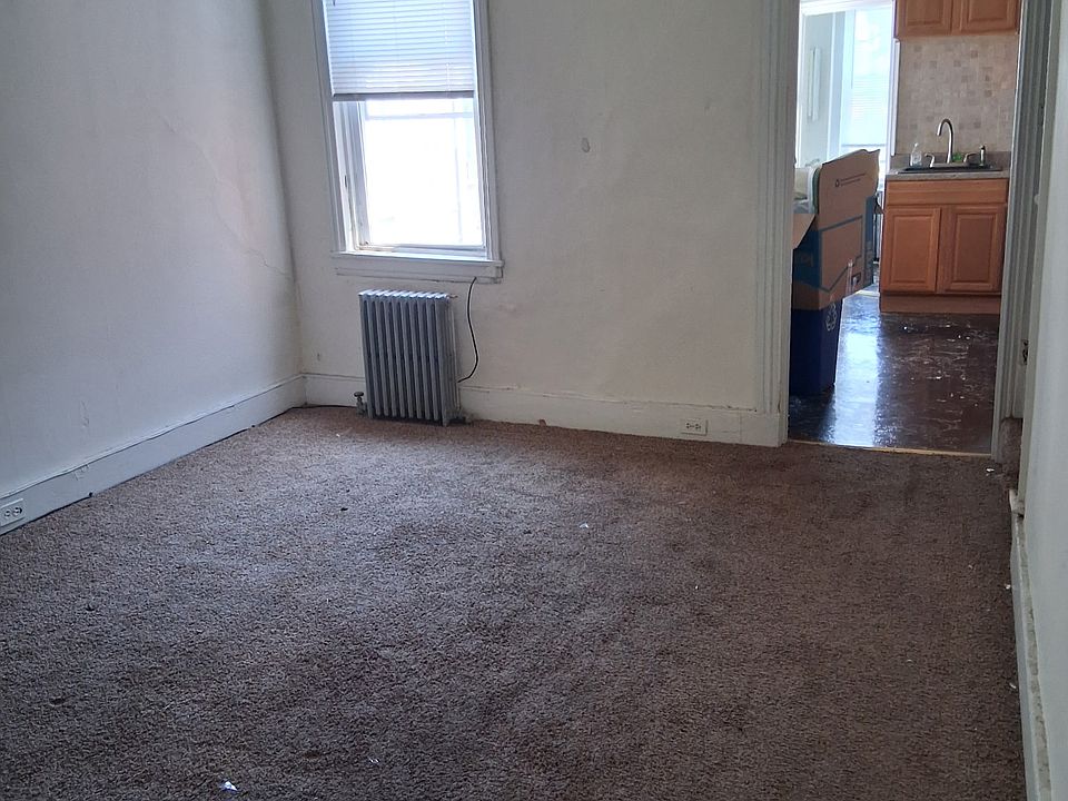 1st image of 619 S 6th St #B