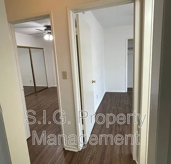 501 S 7th St #F — Photo 9