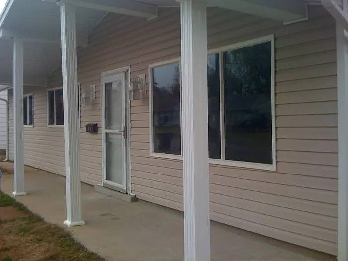 4111 Poepping St photo 1