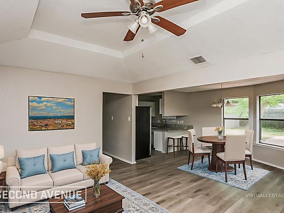 2nd image of 1340 Cy Blackburn Cir