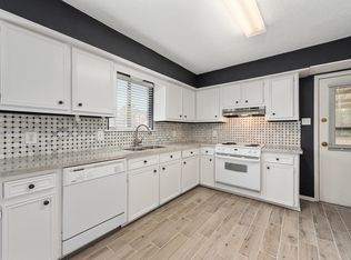 10704 Fairview Dr, Conroe, TX 77385