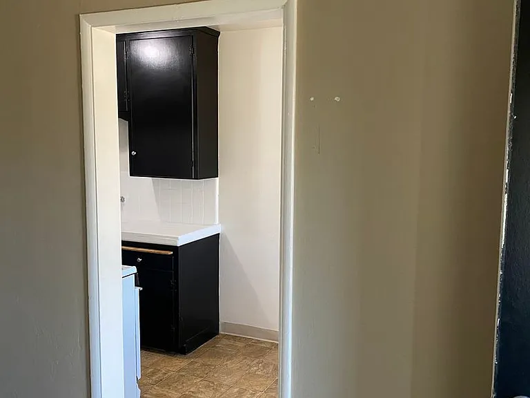 3553 College Avenue — Photo 11