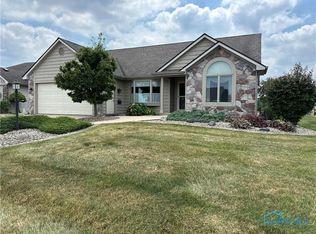 1830 Waterford Ln, Defiance, OH
