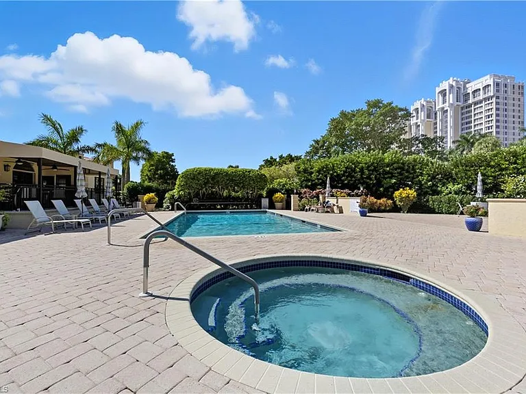 7040 Pelican Bay Blvd #D-401 — Photo 39